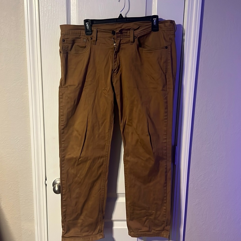 Levi’s pants, skater style golden brown color